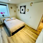Moderne Et Chaleureux Daire